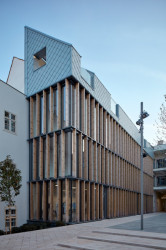 Projekt Nádvoří v Trnavě, Vallo Sadovsky architects