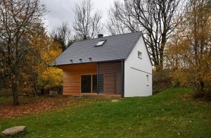Dům pod třešní, MAJO