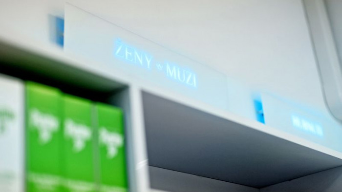 Adam Rujbr Architects, Lékárna Korunka Veveří - foto