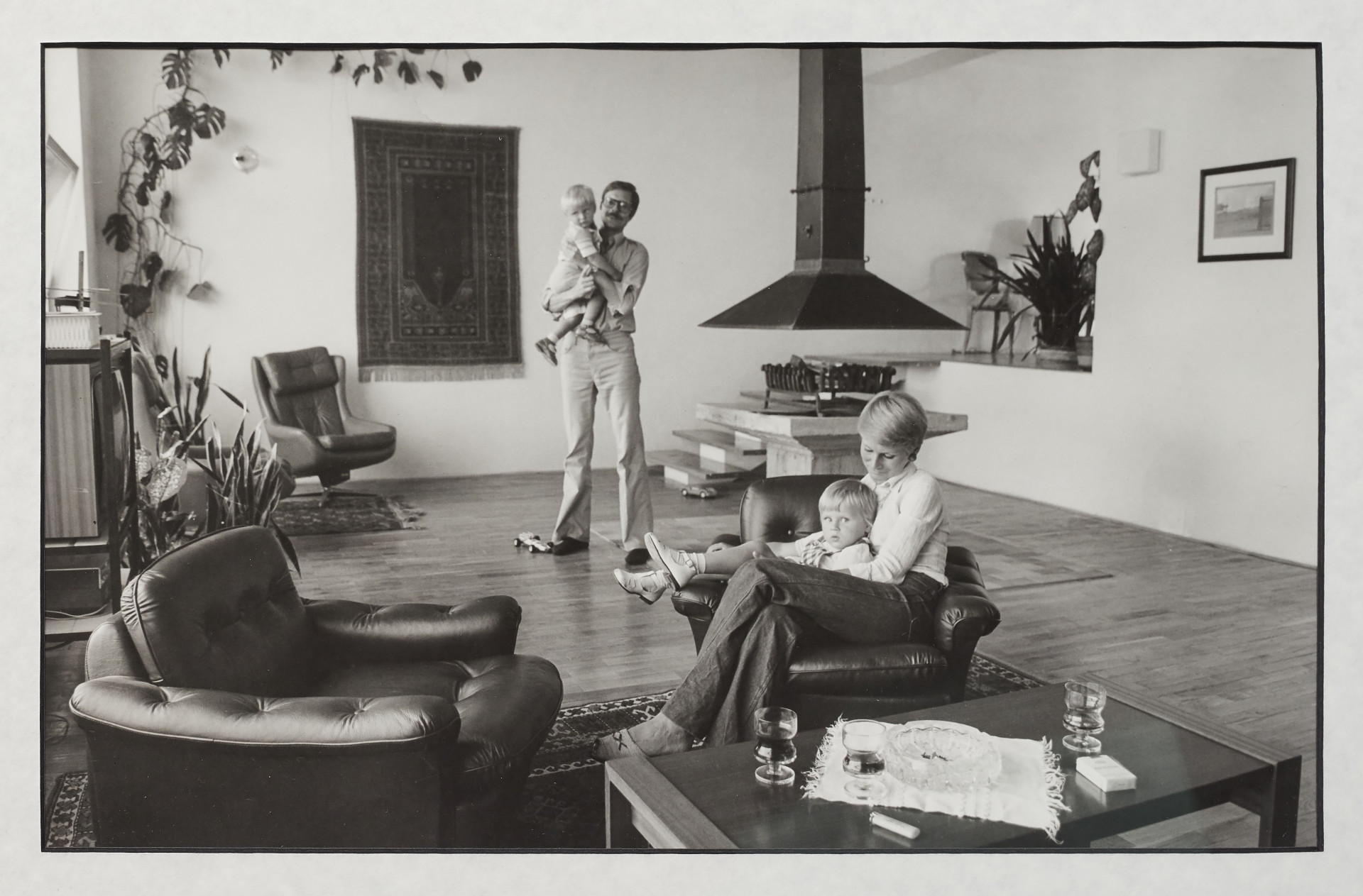 Družstvo pro výstavbu rodinných domků s ateliéry vzniklo v roce 1968. Jeho členy byli hlavně umělci – výjimkou by Leo Anderle, který pracoval jako ekonom v bance (na snímku s rodinou).