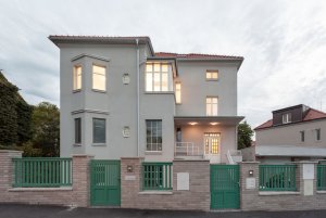Rekonstrukce vily na Ořechovce v Praze, monom architekti