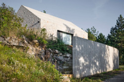 dekleva gregorič arhitekt, Compact Karst House - foto