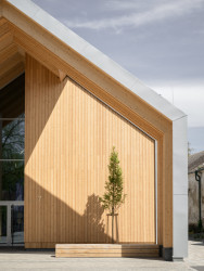 Komunitní centrum v rakouském Großweikersdorfu od studia Smartvoll