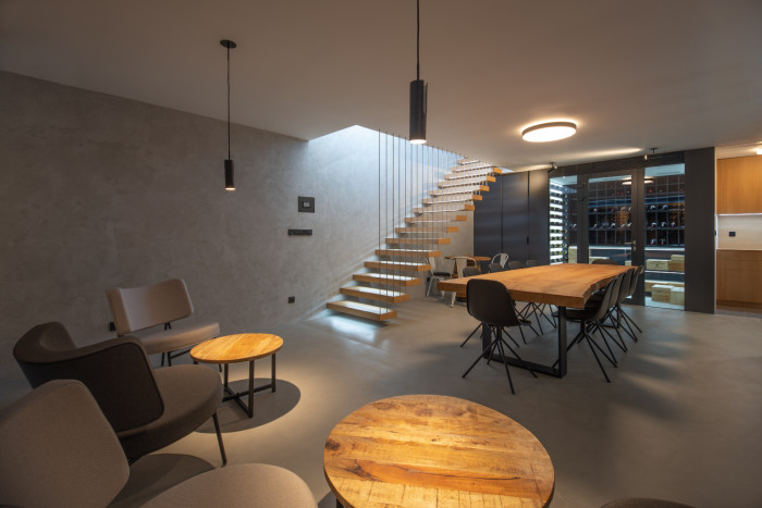 Vinný sklep se zázemím v Praze, Eva Vais Architekti / Eva Vais