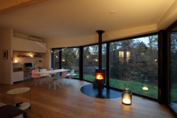 Prodesi/Domesi - Dřevostavba u Benešova: Dům je  vybaven vymazleným umělým osvětlením