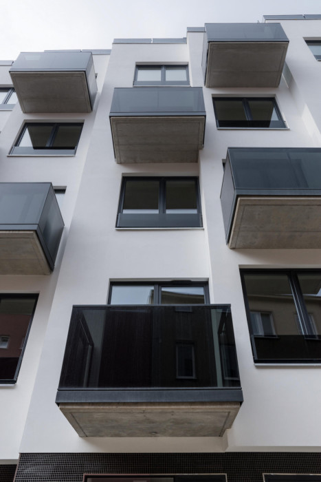 Bytový dům Domino, Atelier RAW