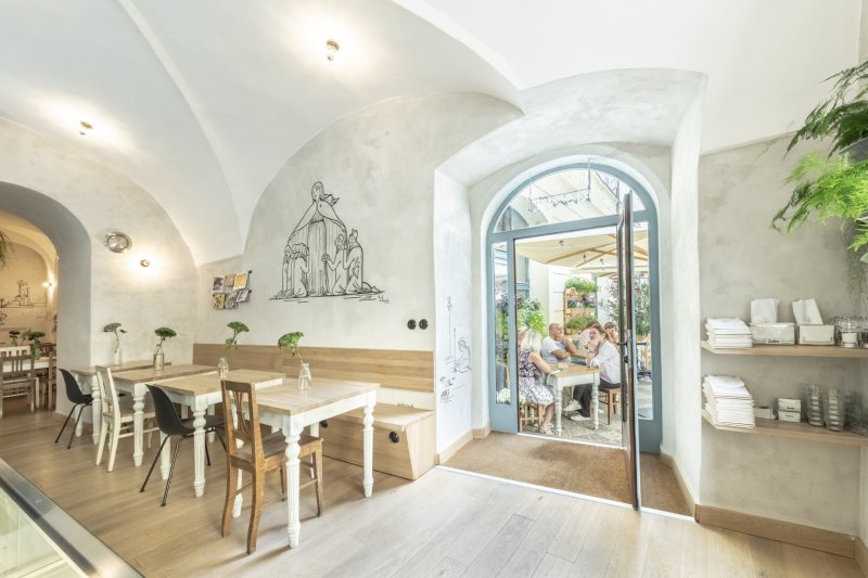 Bistro Monk od edit! architects v Praze