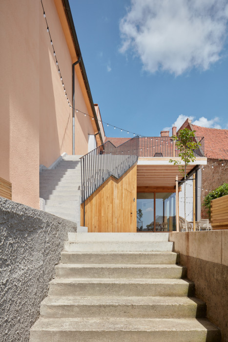 Vinařství Nešetřil ve Znojmě, ORA (originální regionální architektura)/ Jan Veisser, Jan Hora, Barbora Hora