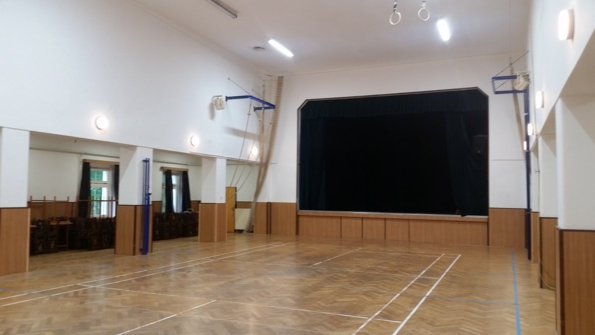 Stav Lidového domu Zaječov před rekonstrukcí