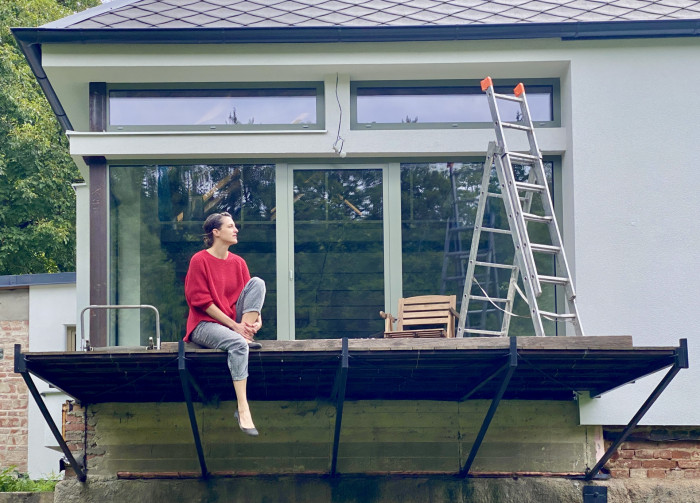 Starý dům, nové úpravy. Architektka Bára Srpková s partnerem rekonstruují starý mlýn na rodinné bydlení.