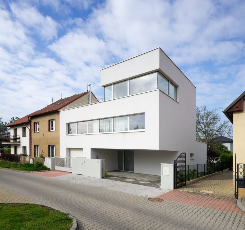 Rodinný dům v Praze-Zbraslavi, Mimosa architekti