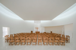 Kostel Saint Jacque de la Lande, Álvaro Siza Vieira