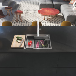 Nerezový dřez Box Center s horní montáží – tzv. plochý okraj