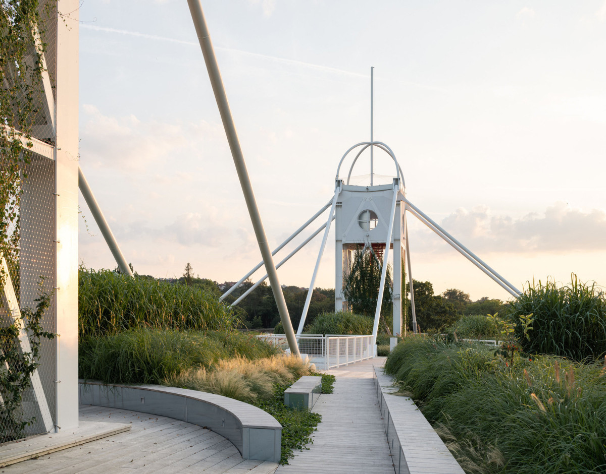 Terasy Křižíkových pavilonů (Rekonstrukce teras Křižíkových pavilonů; SOA architekti)