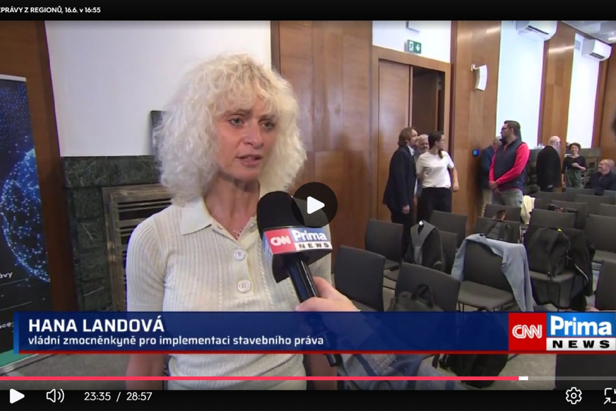 Vládní zmocněnkyně pro implementaci stavebního práva Hana Landová, která má uvést zákon do praxe. 