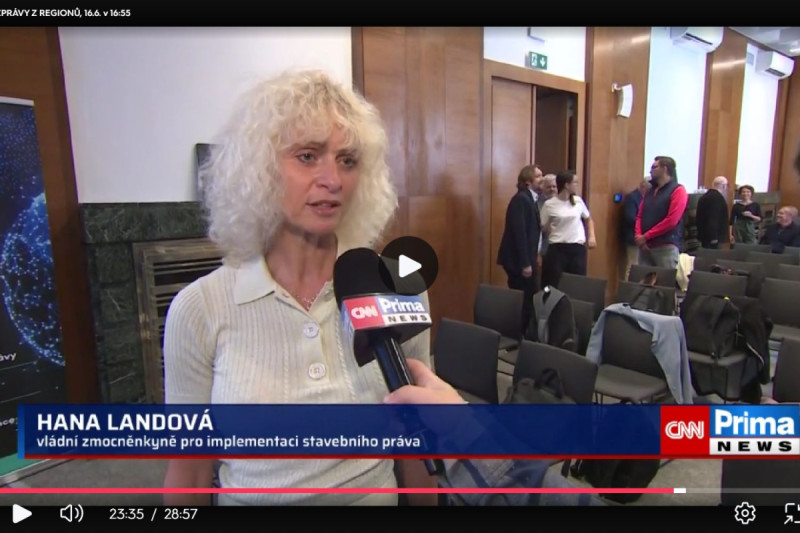 Vládní zmocněnkyně pro implementaci stavebního práva Hana Landová, která má uvést zákon do praxe. 