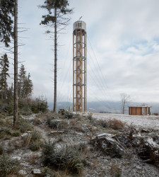 Rozhledna Kraličák na vrchu Štvanice v Jeseníkách od Davida Kubíka ze studia Huť architektury Martin Rajniš, realizace 2019
