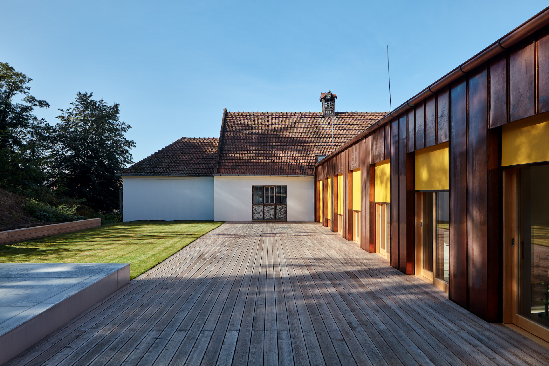 Rekonstrukce a rozšíření Základní školy Vřesovice, Public Atelier, studio FUUZE/ Jiří Markevič, Jaroslav Sedlák © BoysPlayNice
