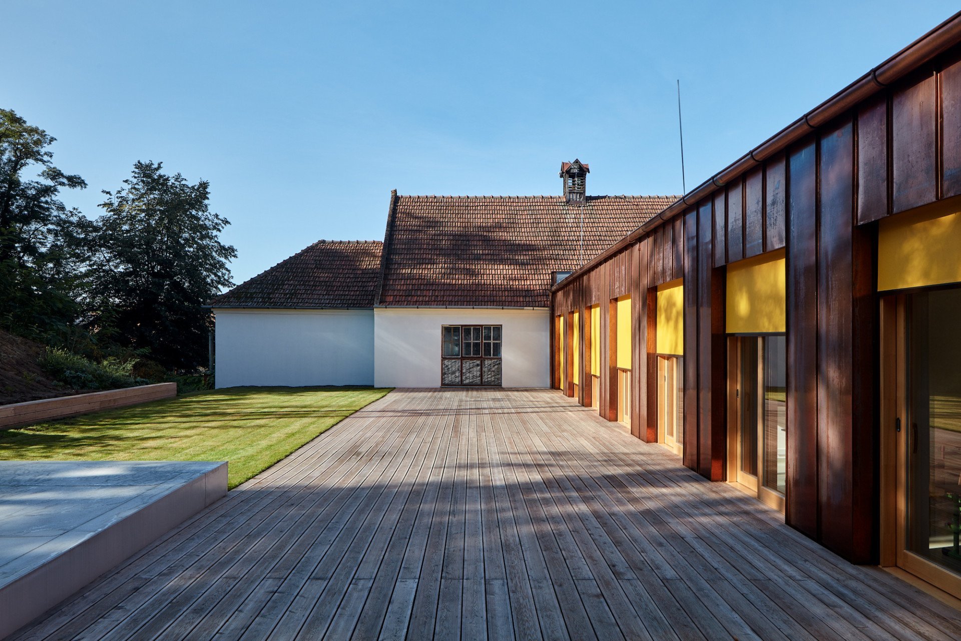 Rekonstrukce a rozšíření Základní školy Vřesovice, Public Atelier, studio FUUZE/ Jiří Markevič, Jaroslav Sedlák © BoysPlayNice