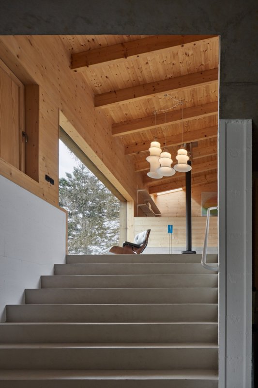 Dům za zdí, Mjölk architekti