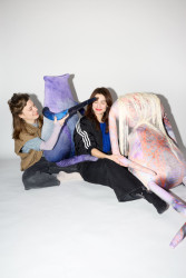 Práci a projekty finalistek a finalistů CGD veřejnosti představí výstavní projekt SHOTBY.US: Space of Desire, který je k vidění od 7. února do 10. března 2025 v Kunsthalle Praha.