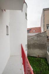 Dům s kancelářemi a byty v Brně, studio AEIOU