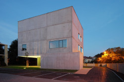 atelier-r, Přístavba laboratoří a počítačového centra CzechGlobe – foto