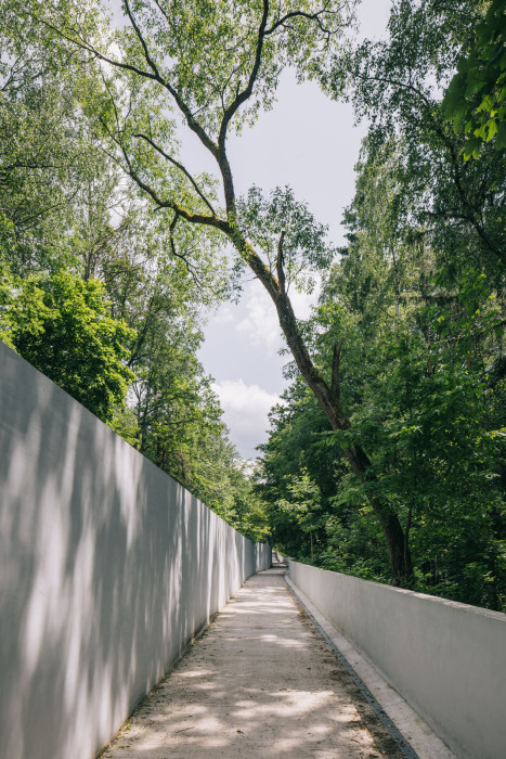 Cyklostezka v původním historickém vodním kanálu mezi Loučovicemi a Vyšší Brodem od A8000
