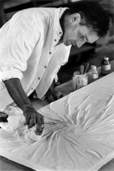 Ruční práce na radiátoru Cinier.