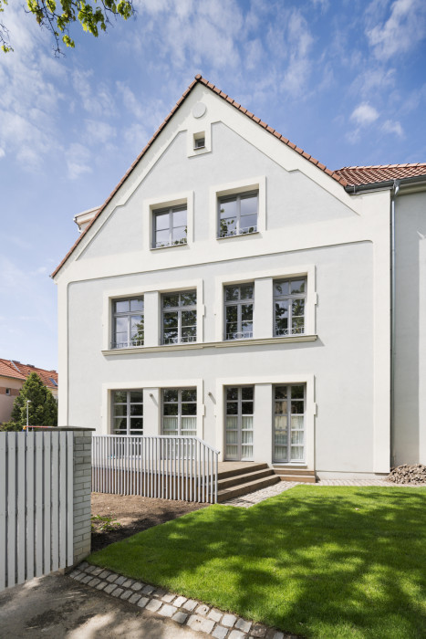 Rekonstrukce městské vily formou Baugruppe, No Architects