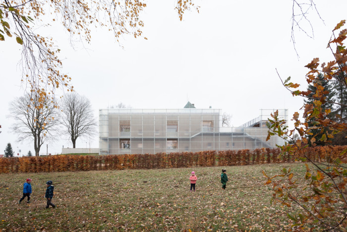 Mateřská škola ve Vratislavicích nad Nisou, Petr Stolín a Alena Mičeková