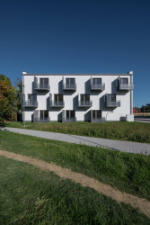 Městské bytové domy v Plzni, Projectstudio8: Novostavby zde nahradily starší bytové domy vystavěné po druhé světové válce