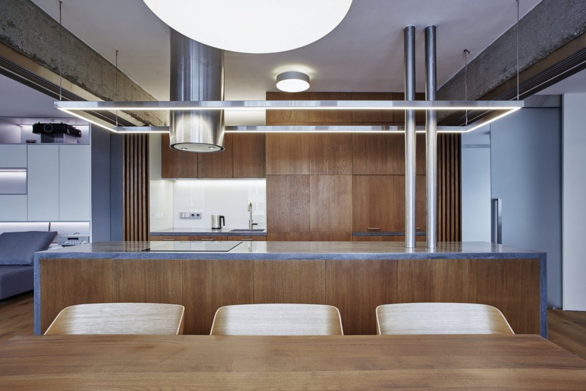 Rekonstrukce panelového bytu od studia Klára Makovcová Architects