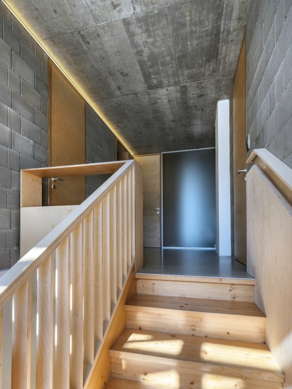 Dům v ocelovém korzetu, Jan Šépka /Šépka architekti/