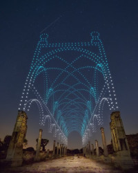 Nizozemské studio DRIFT využívají potenciál dronů naplno. Vizualizují pomocí nich architekturu či její dostavby