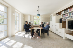 Rekonstrukce městské vily formou Baugruppe, No Architects