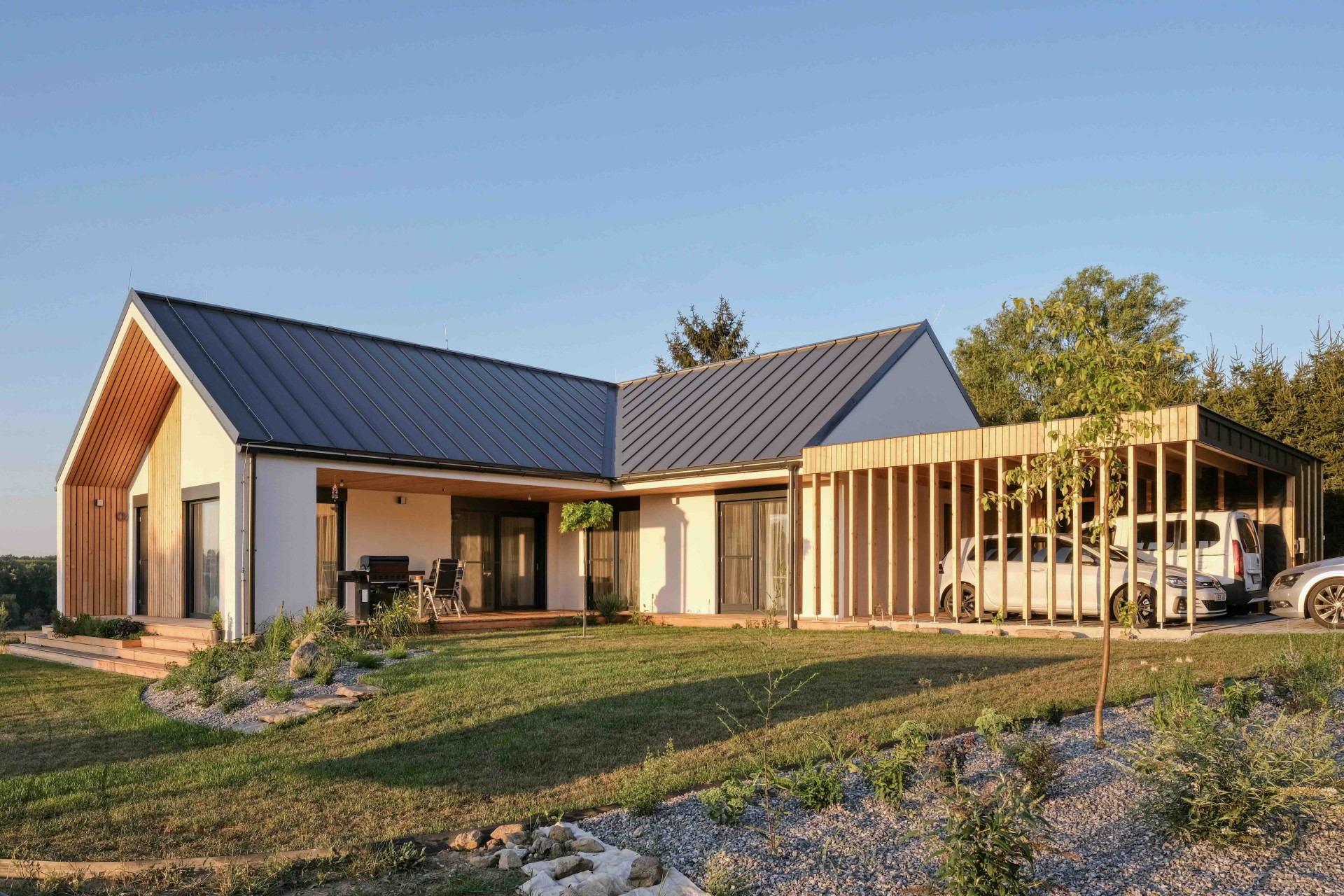 Dům na Písecku pro tříčlennou rodinu