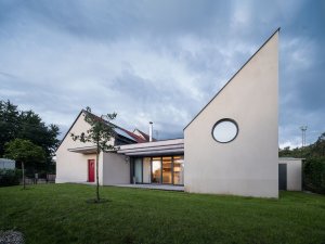 Rodinný dům v Křenovicích od ika.architekti