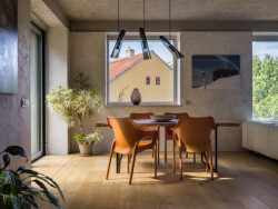 Hlavní obytná místnost (AOC architekti, rezidence Zelený dům)