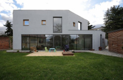 Rodinný dům v Teplicích, 3+1 architekti