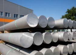 Nízkouhlíkové ingoty Aluprof