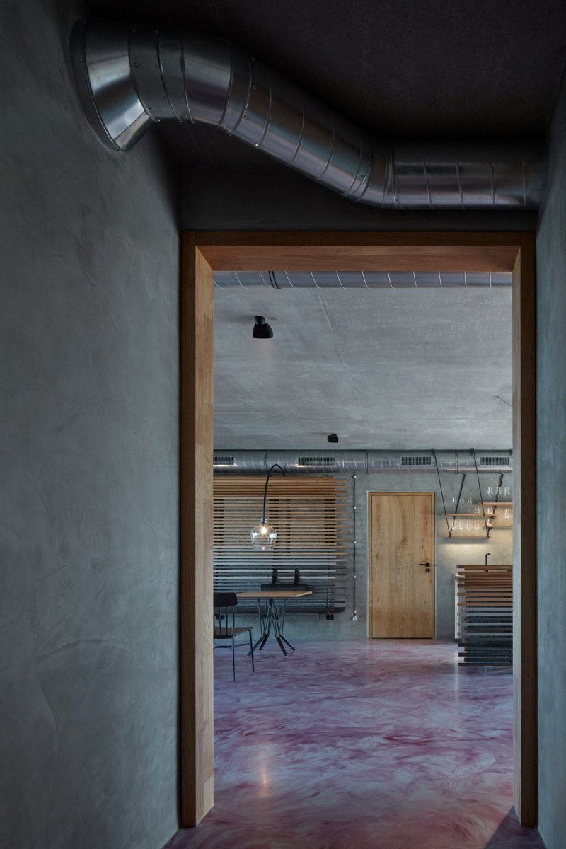 Nový wine bar Reisten v Pavlově od studia ORA