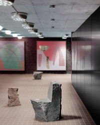 Výstava unikátních fotografií české ambasády bude probíhat do poloviny září