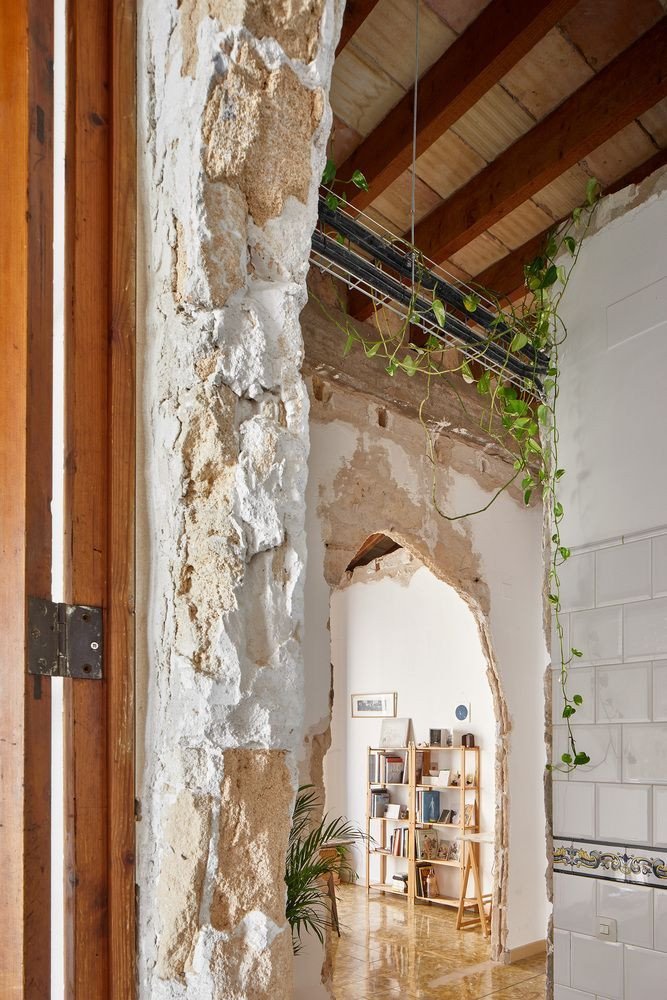 Rekonstrukce St. Miquel 19, Carles Oliver