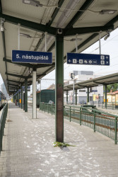 Před 83 lety odsud vyjel první židovský transport z Brna. (Památník zmizelých, atelier RAW)