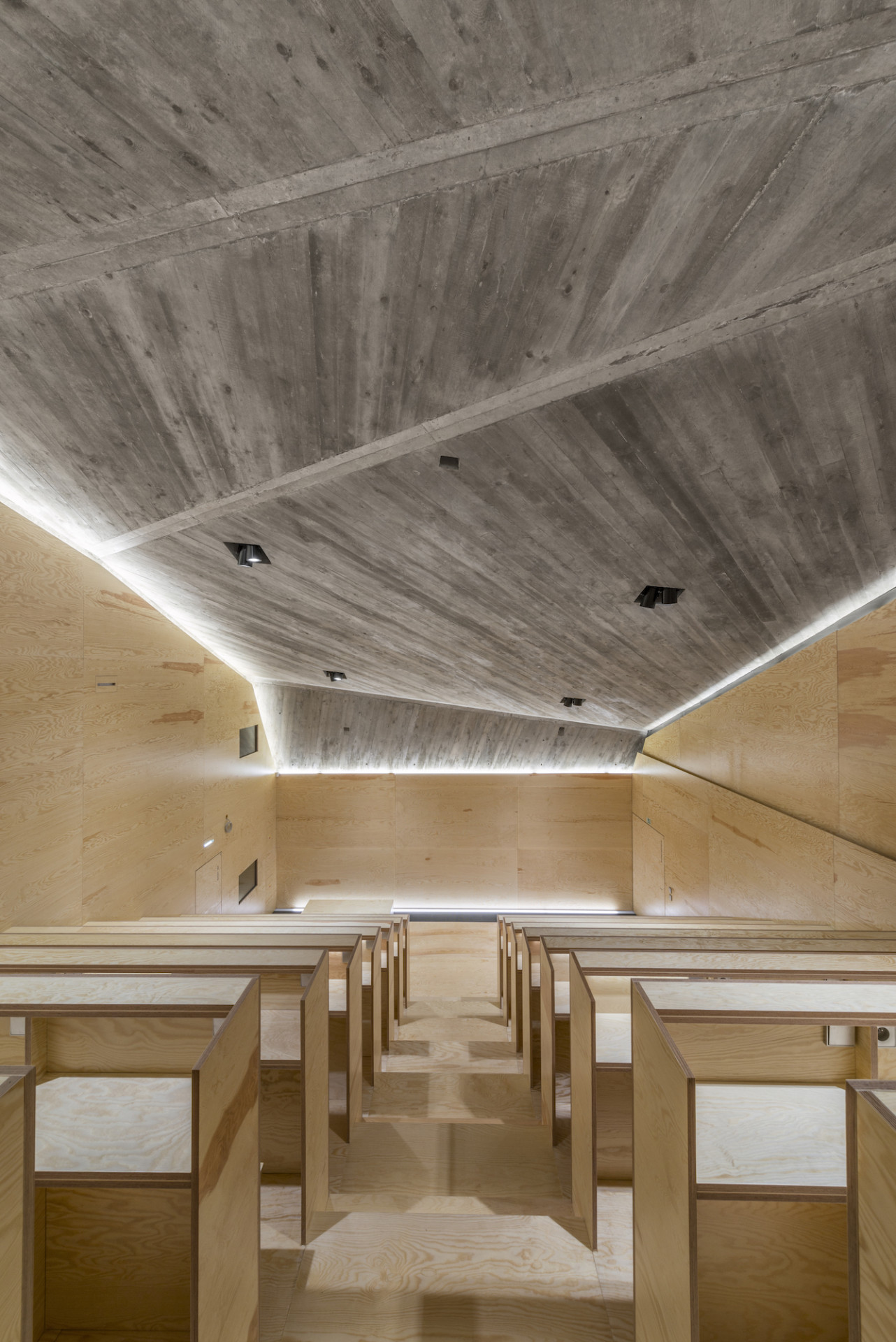 Krkonošské centrum environmentálního vzdělávání (KCEV), fotografie z roku 2014, Petr Hájek architekti