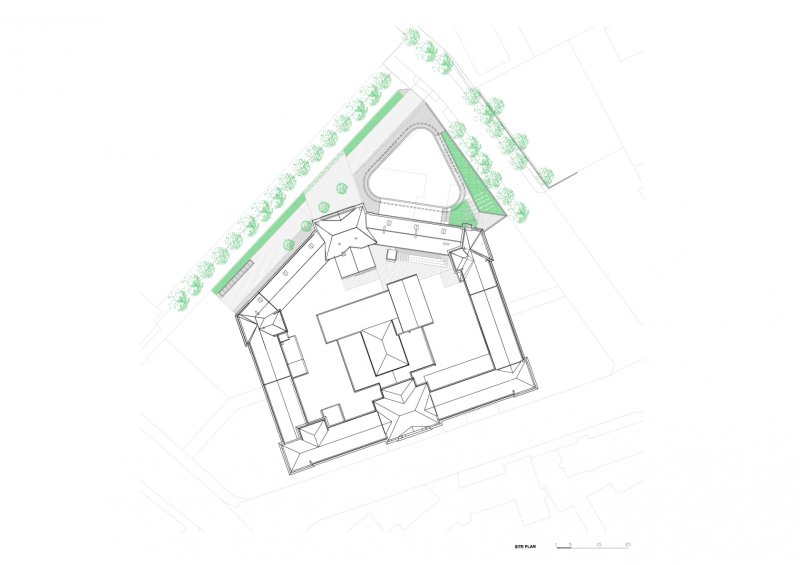Výukové centrum VŠPJ, Qarta Architektura, situace
