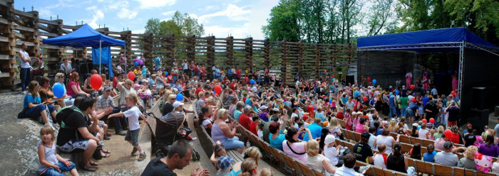 třiarchitekti, Letní scéna AmFík, vyprodáno – foto