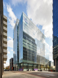 One Braham od architektonické kanceláře Wilkinson Eyre v City of London