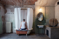 Prádelna, COLL COLL